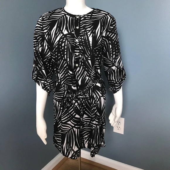 Black and white palm print belted tunic size small - Picture 1 of 5
